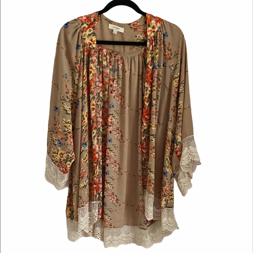 Umgee Floral Kimono Top